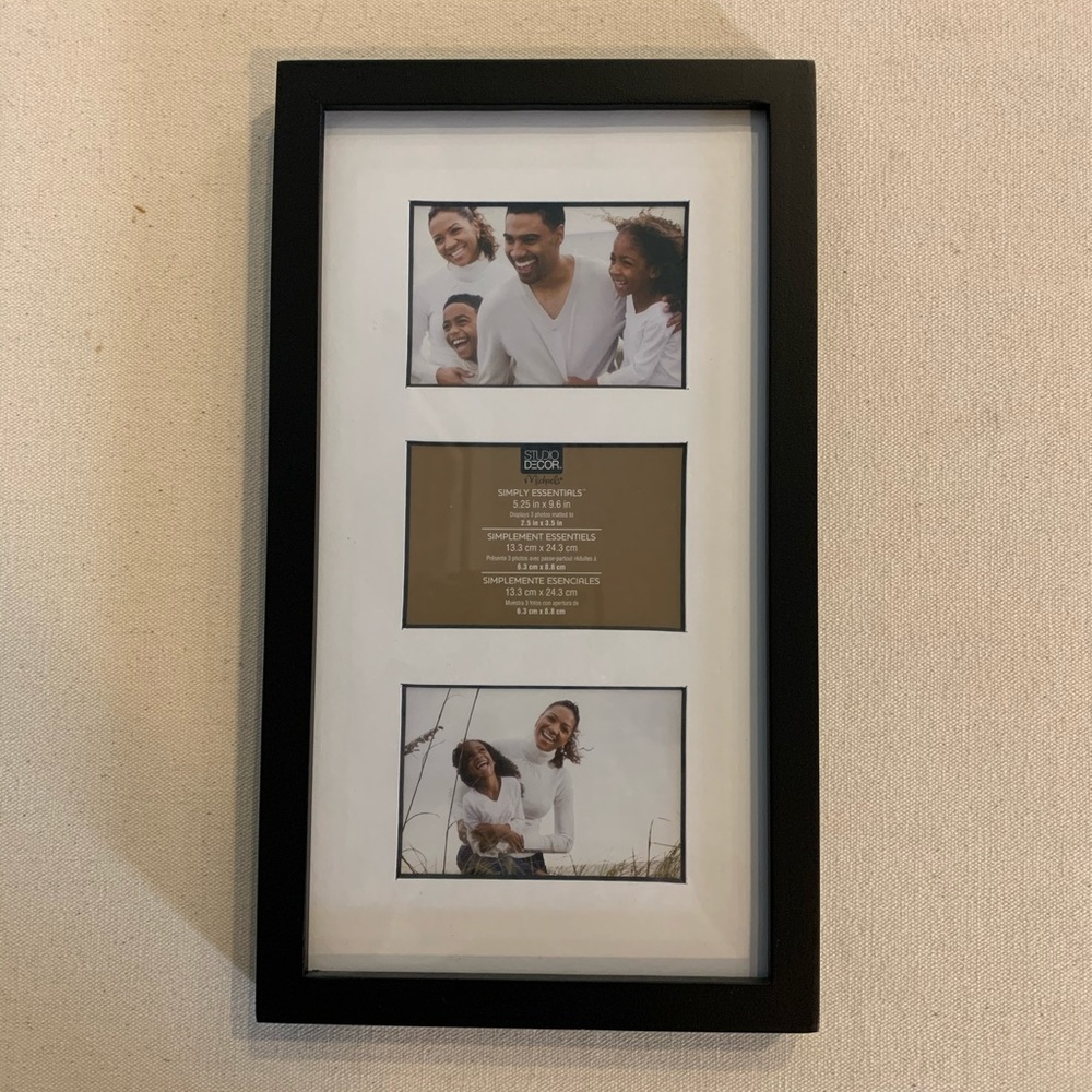 Black photo frame